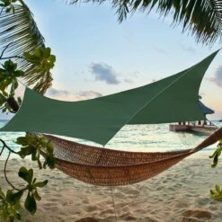 Merkloos BRGOOD Tarps - Shelter - Rechthoek - 240*220cm - Waterdicht - Met Scheerlijnen En Haringen - Geen Stokken - Voor Kamperen - Groen -Buiten Kamperen 1200x1200 1098