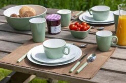 Bo-Camp Servies - Campingbord - 100% Melamine - 16-delig - Groen -Buiten Kamperen 1200x799 36