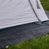 Campingdoek - Gronddoek - Worteldoek 5,25M X 8M Totaal 42M² + 15 GRATIS Grondpennen. Hoge Kwaliteit, Lucht En Water Doorlatend. -Buiten Kamperen 1200x800 155