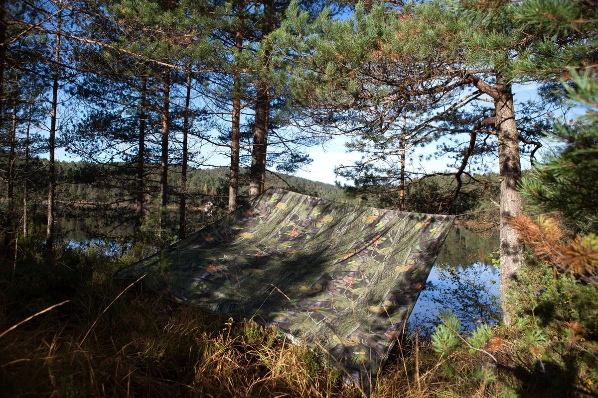 MacGyver® ‘3-in-1’ Tent | Tarp – Schaduwdoek – Hangmat | Strandtent | Outdoor-tent | Shelter | Vistent | 280 X 280 Cm | Camouflage | Waterdicht | Lichtgewicht 4 MacGyver® ‘3-in-1’ Tent | Tarp – Schaduwdoek – Hangmat | Strandtent | Outdoor-tent | Shelter | Vistent | 280 X 280 Cm | Camouflage | Waterdicht | Lichtgewicht - Afbeelding 2