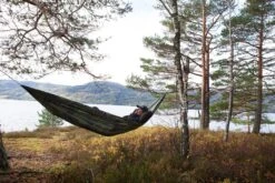 MacGyver® ‘3-in-1’ Tent | Tarp – Schaduwdoek – Hangmat | Strandtent | Outdoor-tent | Shelter | Vistent | 280 X 280 Cm | Camouflage | Waterdicht | Lichtgewicht 19 MacGyver® ‘3-in-1’ Tent | Tarp – Schaduwdoek – Hangmat | Strandtent | Outdoor-tent | Shelter | Vistent | 280 X 280 Cm | Camouflage | Waterdicht | Lichtgewicht -Buiten Kamperen 1200x800 175