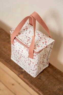 Little Dutch - Koeltas - Flowers & Butterflies -Buiten Kamperen 800x1200 1